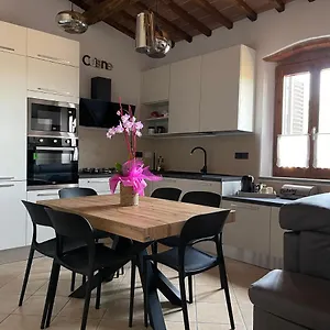 https://villa-la-casa-in-castello.it-tuscanyhotel.com