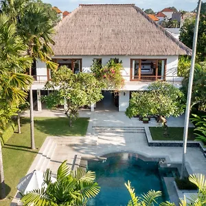 Villa Impiana Private - Chse Certified Seminyak (Bali)
